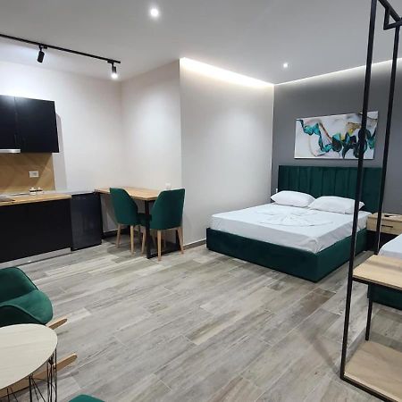 Guest House Tian & Hojz Dıraç Dış mekan fotoğraf