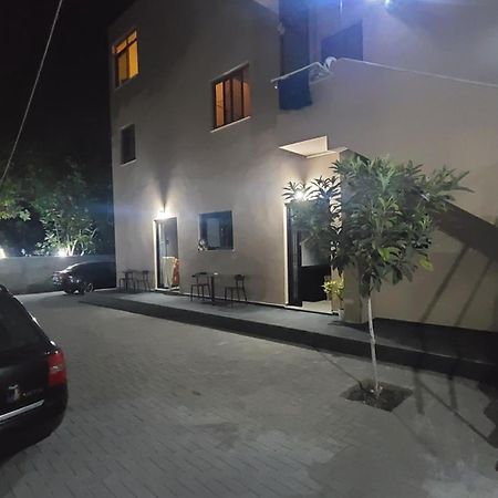 Guest House Tian & Hojz Dıraç Dış mekan fotoğraf