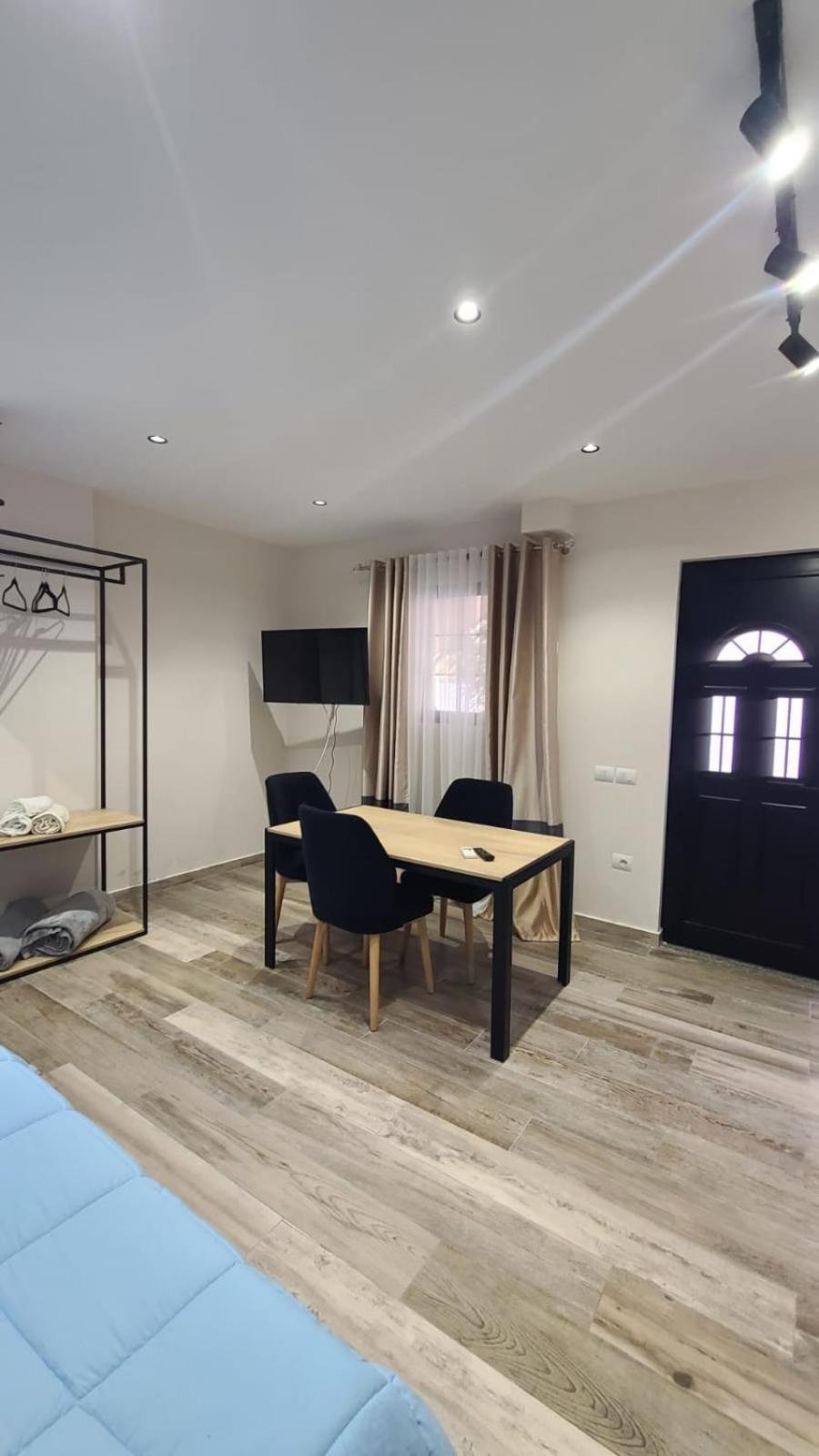 Guest House Tian & Hojz Dıraç Dış mekan fotoğraf