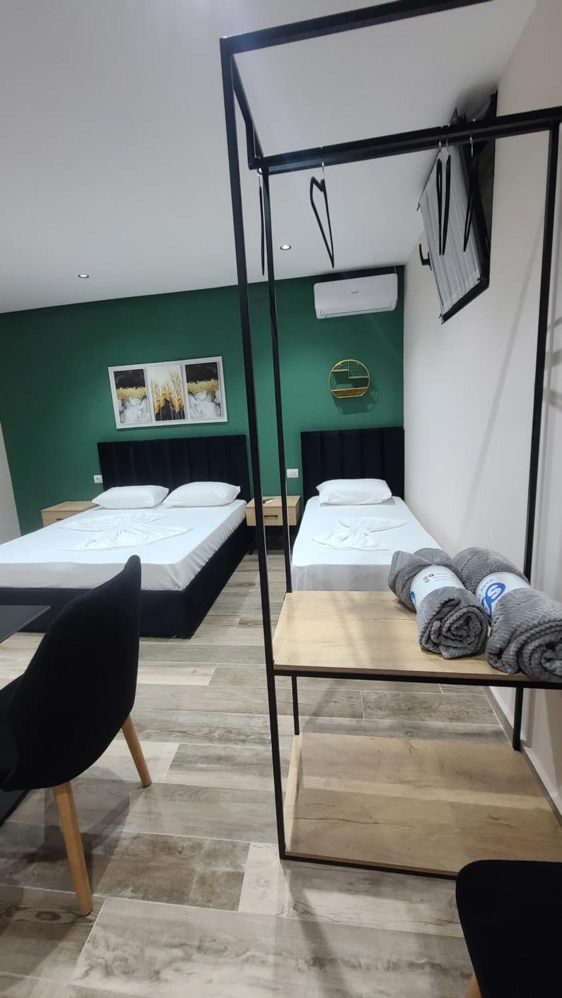 Guest House Tian & Hojz Dıraç Dış mekan fotoğraf